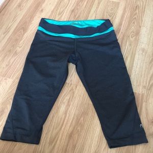 MPG Cropped Workout Leggings